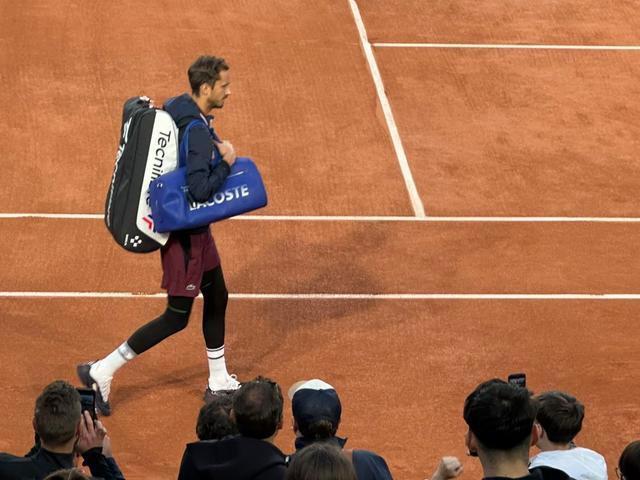 开云平台-美网鏖战法网，梅德韦杰夫状态火热