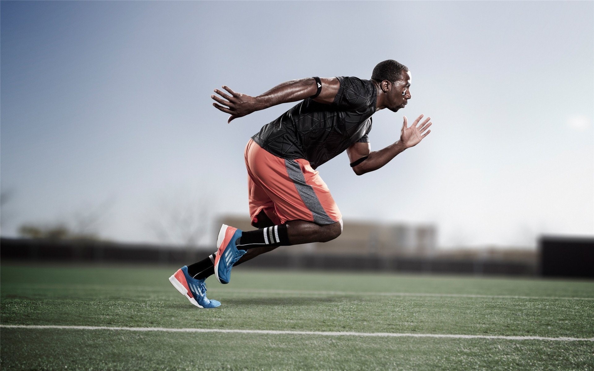 当山西的喧嚣淹没球场，唯有福克斯听见胜利的秒针